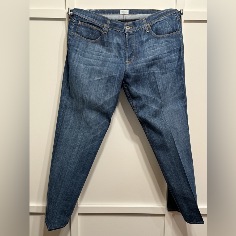 Hudson Jeans, Men’s Buckley Athletic Fit, 36 waist, Stone washed blue!